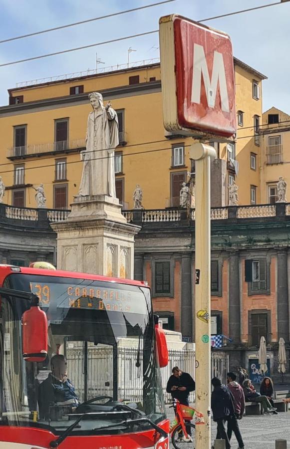 Metrodante Nápoles Exterior foto